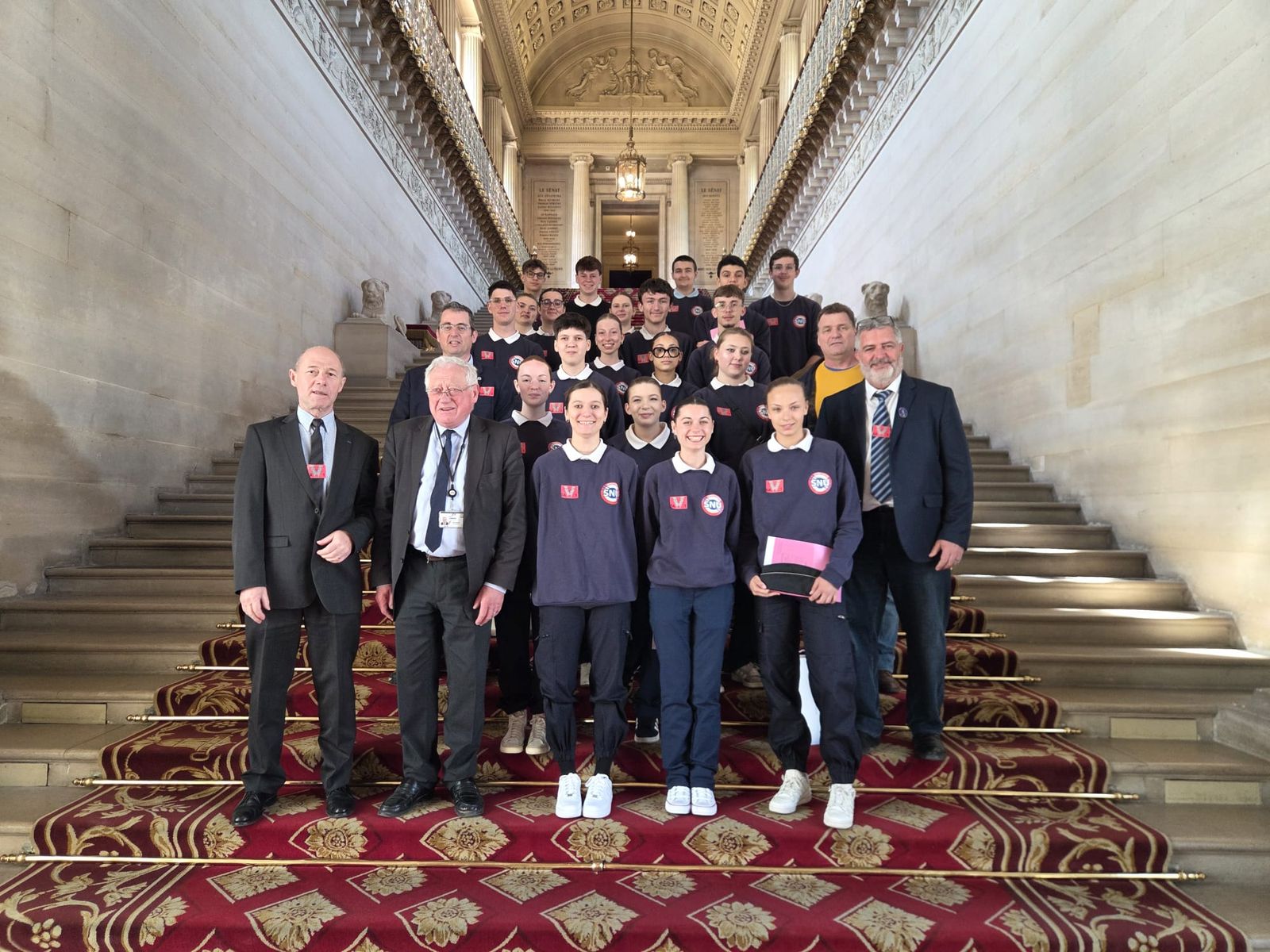 Cadets lors d'une visite institutionnelle à Paris